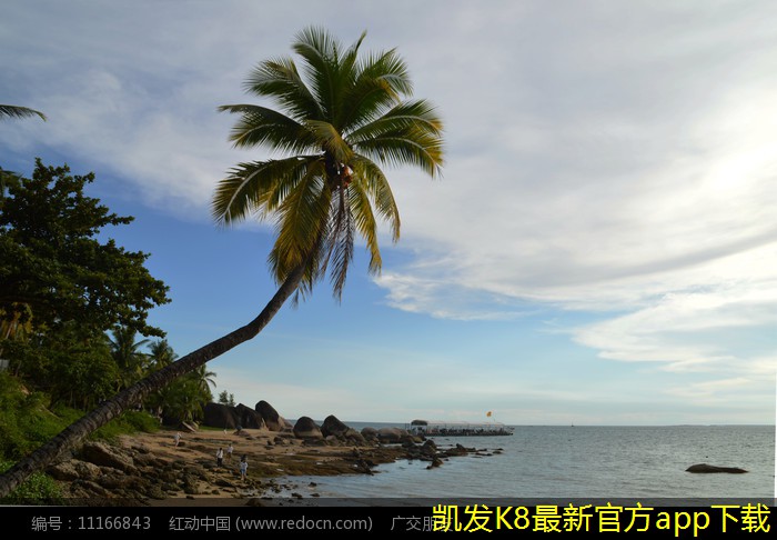如何提升混凝土護(hù)欄的美觀性